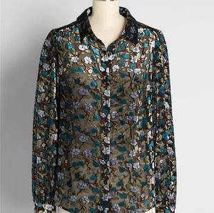 NWT Modcloth "Be Buzzworthy" velvet blouse
